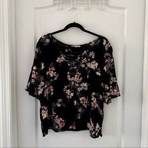 (2/$20) American Eagle Floral Lace Up Top